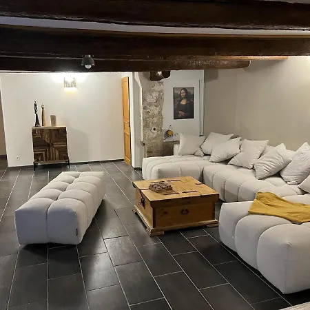 Apartmán Paisible De 150 M2 En Centre *