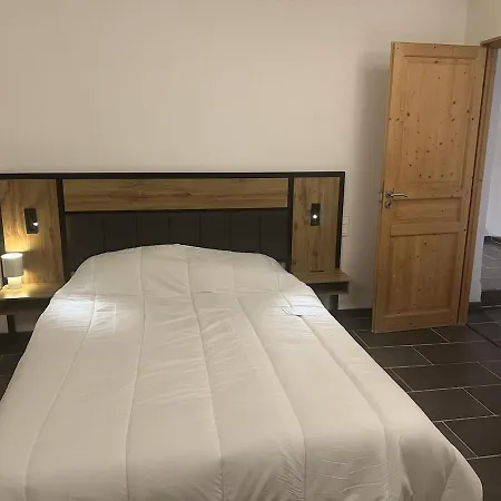 Paisible De 150 M2 En Centre Apartman Pézenas