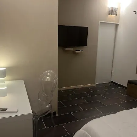 Paisible De 150 M2 En Centre * Pézenas